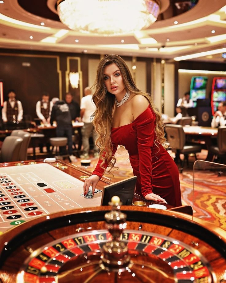Balance breakdown showing available funds, active Liga 1 and Piala AFF stakes, pending live roulette bets, and settled slot winnings within one badang account